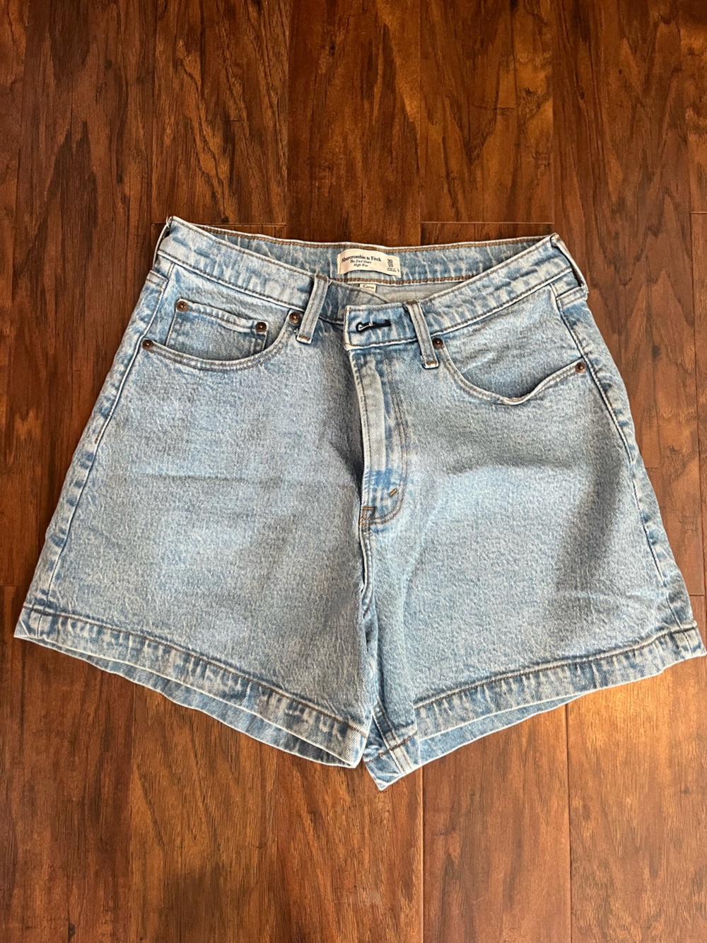 Abercrombie “The Dad” High Rise Jean Shorts